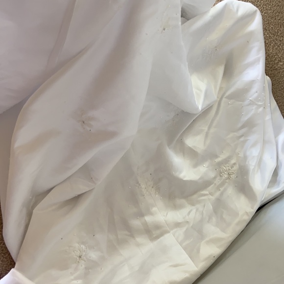 White wedding dress 16 - Picture 4 of 5